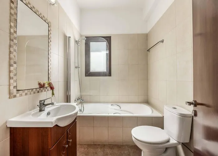 Vila Helena Coral Pegeia